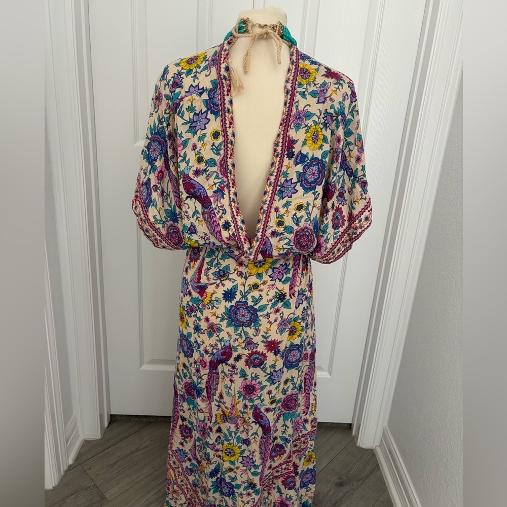 Paani long statement dress - Picture 4 of 5